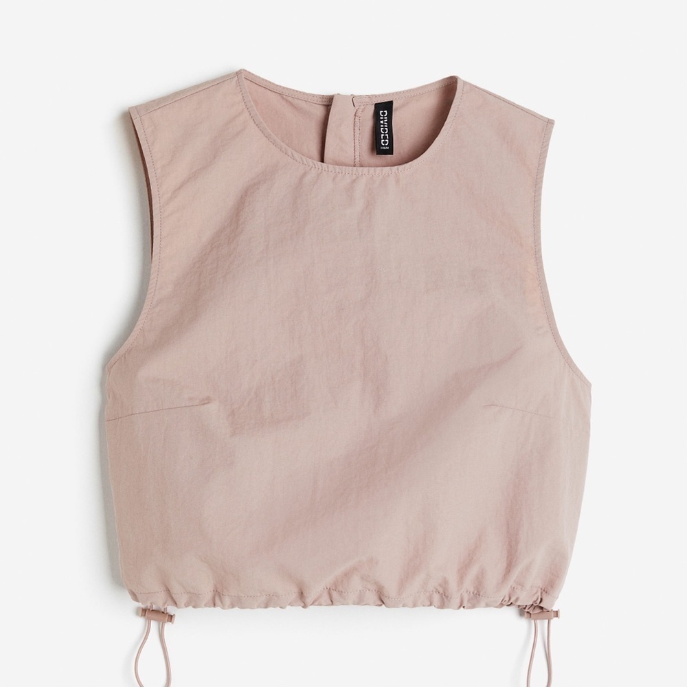 H&M - New With Tag  Pink Blush Sleeveless Drawstring Crop Blouse Size Medium